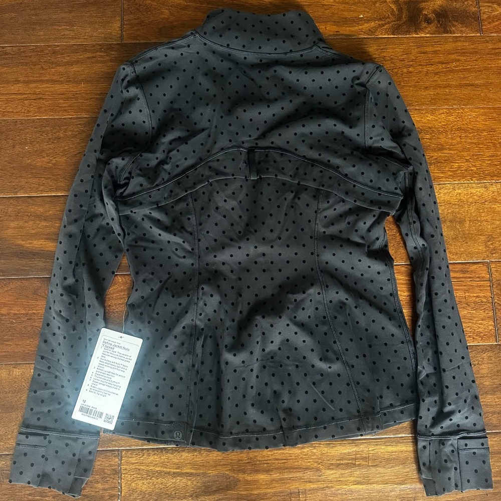 Women’s Lululemon Define Nulu Flocked Jacket - Picture 3 of 4